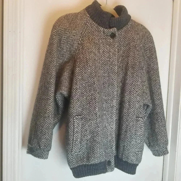 Talbots Vintage Women's Wool Herringbone Grey Bomber Jacket  Sz 11/12 - Picture 1 of 15